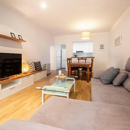 Spacious Old Town Appartamento