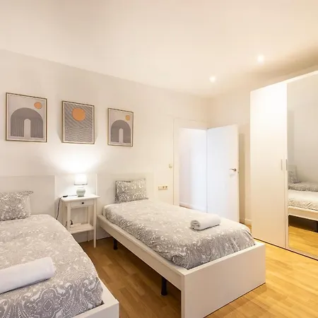 Spacious Old Town Apartman San Sebastián