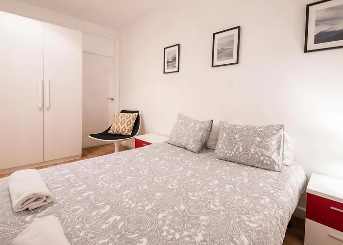 Spacious Old Town Appartamento *